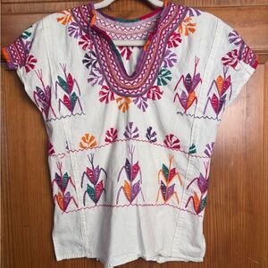 Women’s vintage Mexican hand embroidered cotton blouse size S